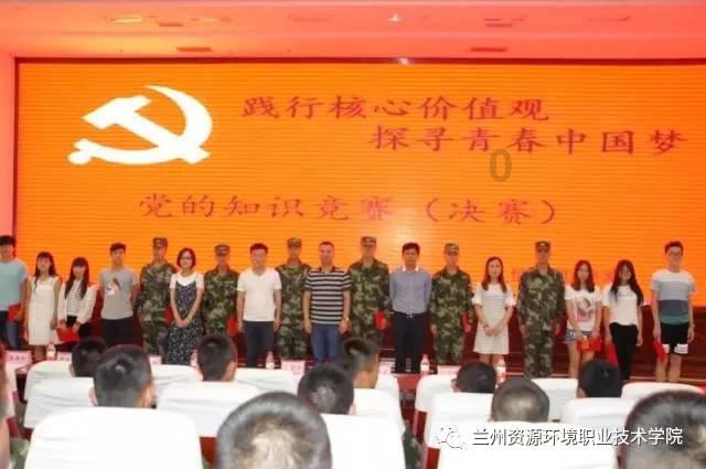 美国伊利诺伊州连环枪案致8死，嫌疑人自杀